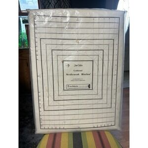 VTG June Tailor Cushioned Needlework Blocker no. 700 24" x 18"